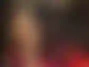 Adoro meu enorme pau preto dentro de uma meia-calça dourada e brilhante. Consigo te ver babando por todo o corpo, querendo chupá-lo até secar.