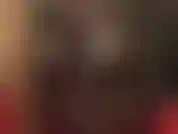 Meia-calça preta e tanga vermelha - uma das minhas favoritas. Adoro minha bunda redonda incrível, pernas longas e pés dentro e fora de saltos.