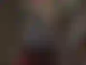 Fetichista de pvc - vestida da cabeça aos pés em vinil preto brilhante. Esta é para os amantes de pvc.