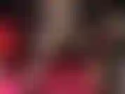 Uma provocação curta e sexy das pernas de meia-calça sedosas e dos saltos perfeitos da amante.