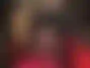 Adoradora do corpo, com um body brilhante de lycra e spandex e meia-calça bege escura brilhante. Você adora meias-calças de náilon, tão sexy quando são realmente brilhantes, e este body brilhante e sensual para combinar...