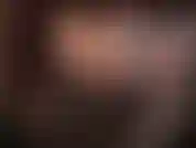 Lindas luvas de nylon pretas transparentes.