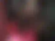 Que aguenta a punheta áspera da minha amante enquanto ela adora minha bunda.