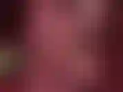 Adoração aos pés em lindas meias-calças roxas transparentes. A deusa dos seus pés move lentamente seus lindos dedos de náilon em meias-calças reforçadas.