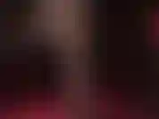 A senhora vivian te deixa fraco por seus lindos dedos de náilon balançando em saltos altos.