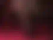 Saltos balançando nos dedos de náilon habilidosos da minha amante é tudo o que você sonha. Observe o movimento hipnótico dos meus saltos altos e acaricie-os.