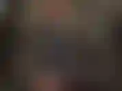 Látex e cuspe - vestindo minha sexy camisa preta de látex, deixando meu cuspe pingar nela.