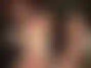 Limpe a saliva dos meus pés descalços e suados.