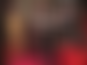 Meia-calça preta transparente, sola macia, pernas longas e bunda de náilon perfeitamente redonda e mulas de couro quentes para ser ordenhada.