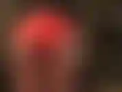 Adore minha bunda perfeita e redonda em um short sexy de cetim vermelho e meia-calça marrom brilhante, e beba minha saliva saborosa.