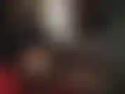 Você quer sentir as luvas de látex escorregadias da patroa em todos os lugares... No seu pescoço, na sua garganta, no seu pau e dentro da sua bunda.