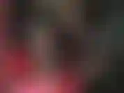 Provocação sensual em látex e meia-calça - luvas de borracha, salto alto, pernas, punheta.