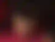 Faço sexo de salto alto com sapatos de salto alto vermelhos - saltos de aço perigosamente afiados esfregam para cima e para baixo no pau duro e piso em bolas cheias.