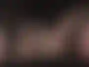 Acariciando um dos meus paus, um dildo branco incircunciso e saboroso, entre minhas coxas, usando meias e ligas vintage.