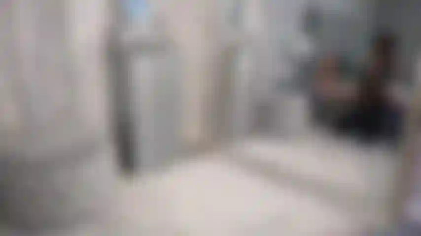 25 Saltos cm botas de cano alto , ligas de látex e sutiã.