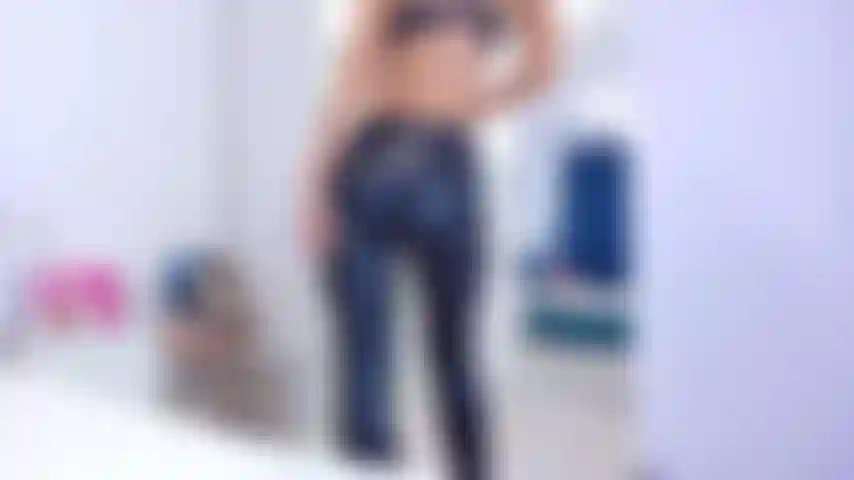 Foda minha buceta com seu pau grande!