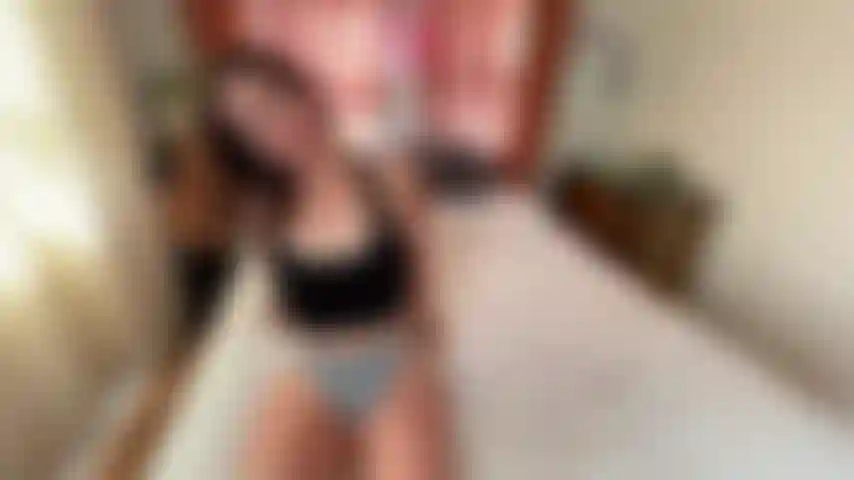 Making myself cum after I don’t get to cum on stream. Using my hands, vibrator, pillow, kind of the works! WARNING: this is a super candid video, no posing, no cute faces, just trying to orgasm.