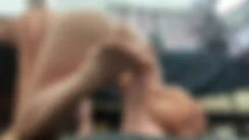 * Fetiche por pés c/ ejaculação com vibrador* acariciando seu pau duro com meus pés enquanto você olha para minha bunda enorme e buceta perfeita até gozar em todos os meus dedos e solas!!