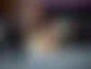 Preciso de uma pausa rápida para o almoço depois daquela ligação. Encenação com masturbação com brinquedos.