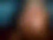 Sei que você está apaixonada pelas minhas longas pernas. E não há nada mais sexy do que meus pés cobertos com meias. Continue olhando, babando e se sacudindo para meu perdedor perfeito e sedoso enquanto eu arruíno sua mente.