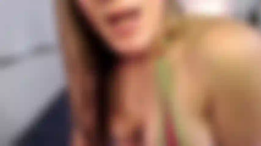 2. Oh meu deus! Meu enteado tem o maior pau e esqueci o aniversário dele! O que eu faço?