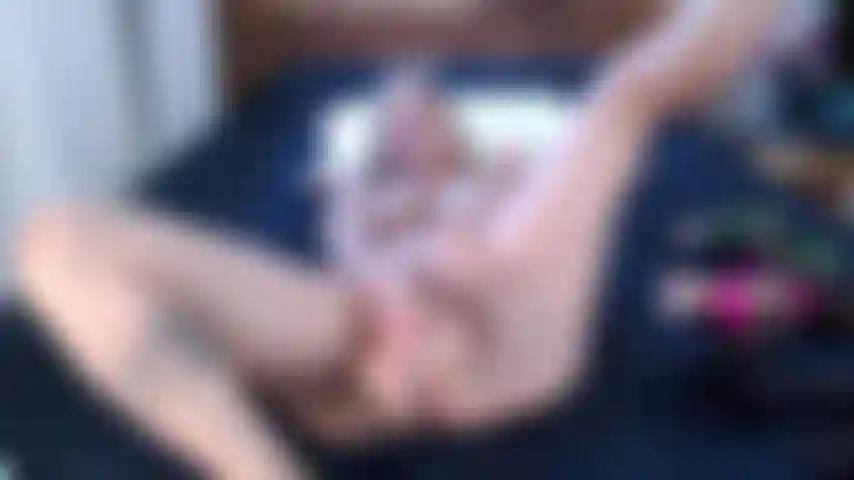 4. Madrasta brinca de bunda de mamãe.