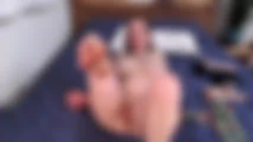 5. Você é meu escravo de pé.