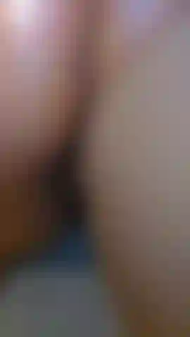 Grandes peidos barulhentos.