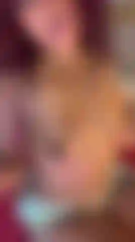 SHOW ACEITE EN MIS SENOS