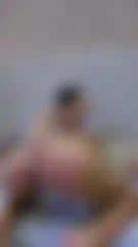 Você quer ser montada por mim? Olhe para mim e aproveite.