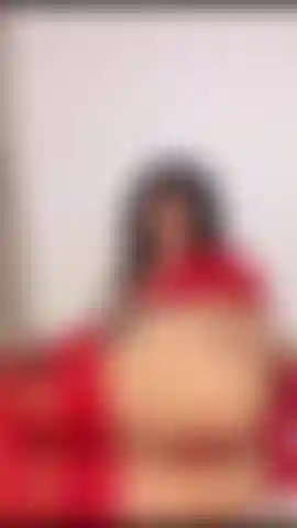 Sinta minha bunda macia.