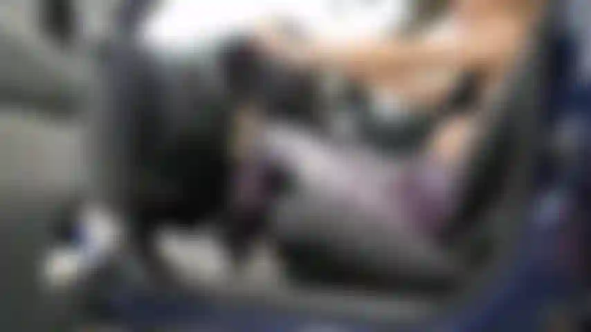 Que pedala enquanto uso tênis e leggings.