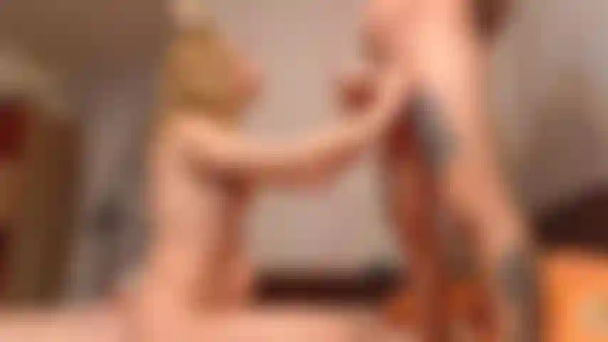 virtual threesome, cum eating