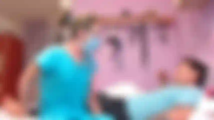 nurse help quarantined patient cum