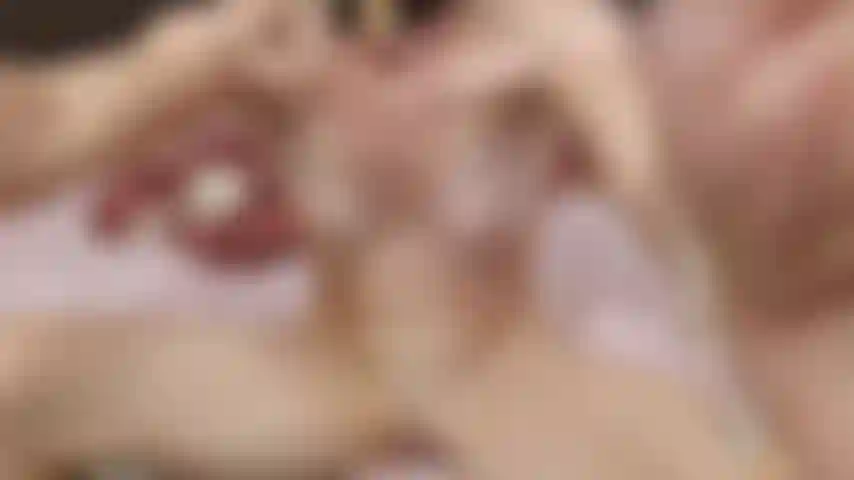 Fetiche por nariz de porco, foda buceta com vibrador.