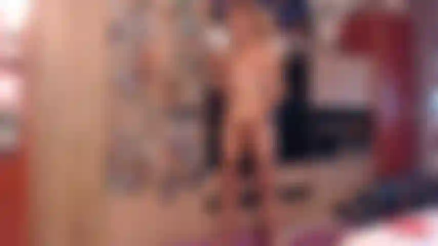 Masturbo e fumo enquanto assisto pornografia.