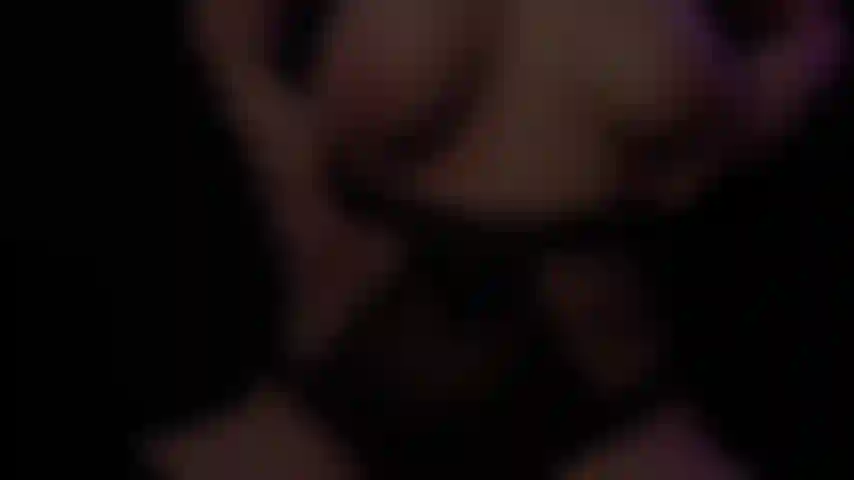 Aqui vai um desafio: tente não se apaixonar por mim com esse post.