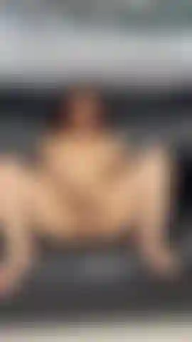 Fodendo minha buceta gostosa.