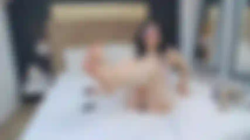 O quanto você quer meus pés nus em sua boca?