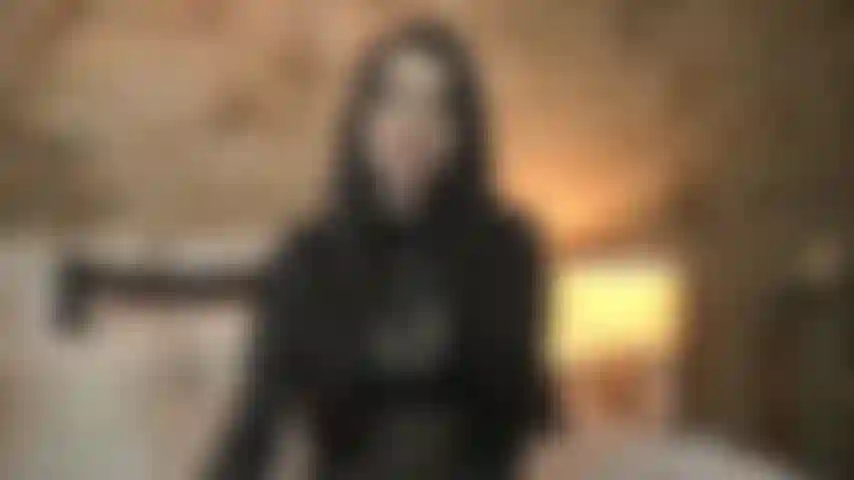 Edge para mim enquanto estou sendo agradado por esse pau preto poderoso.