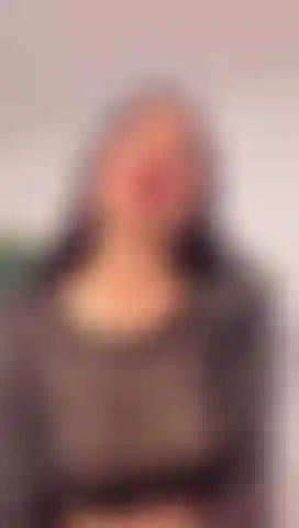 Balanço meus peitos.