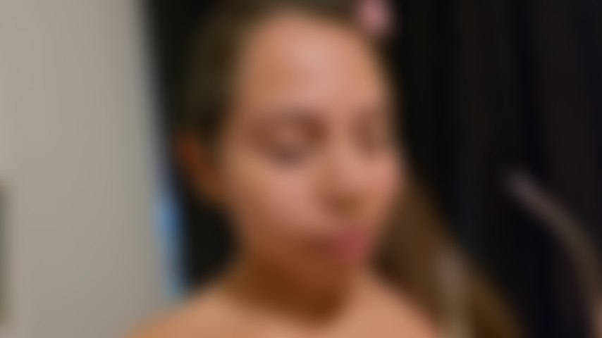 Brincando com óculos.