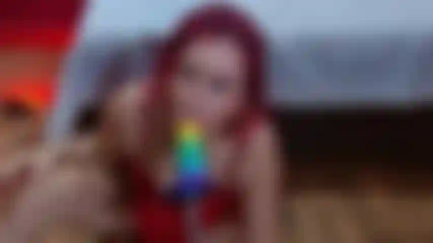 Adoraria ter você bem no fundo da minha boca.