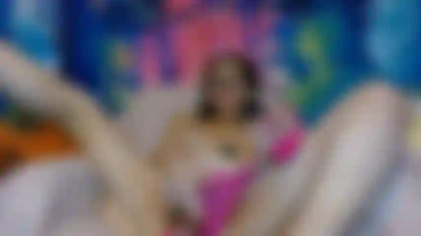 cumming fat pussy pink panties