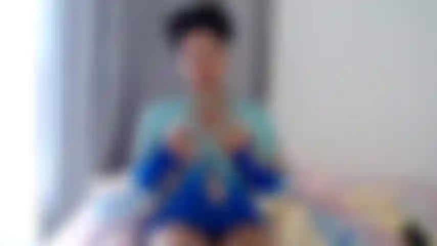 Vem pagar com as minhas tetas, papai.