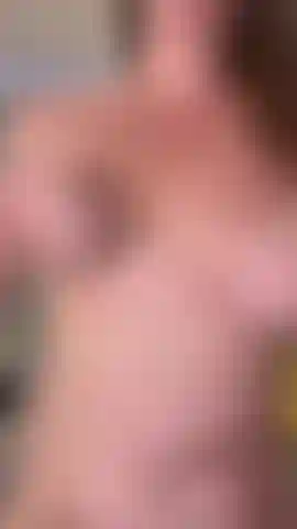 Venha ver meus seios quicarem como se eu estivesse montando em você 💋.