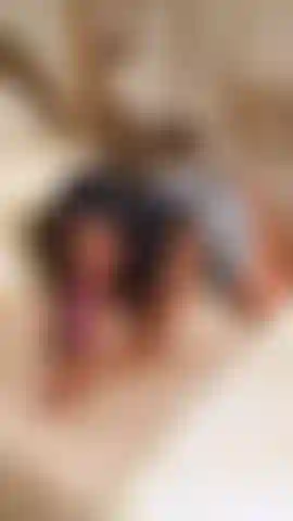 Mmmm gostoso! Boquete molhado.