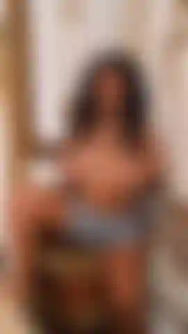 Deliciosa brincadeira de peito!