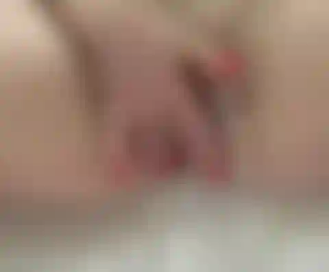 Minha primeira vez esguicho no chuveiro tranquila ;) casa dos pais).