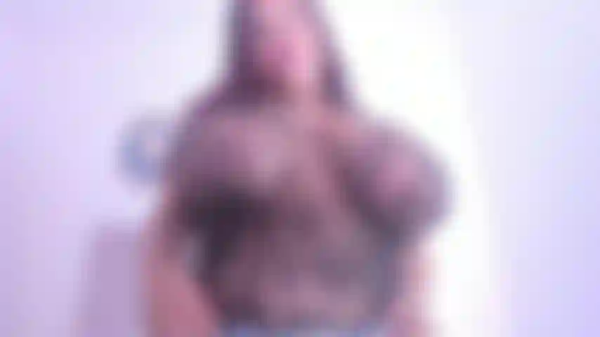 Você gosta da minha buceta peluda e da minha bunda? Masturbadora.